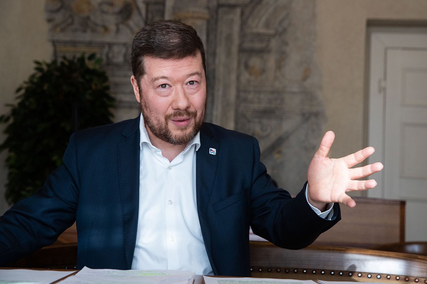 Alegorie, nebo rasismus? Poslanci rozhodnou o vydání Tomia Okamury 