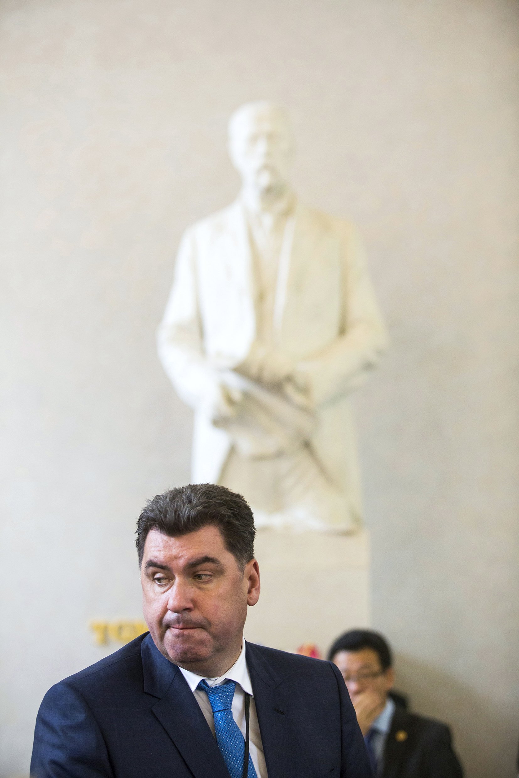 Martin Nejedlý, Zemanův poradce s vazbami na Rusko, mohl číst tajné informace