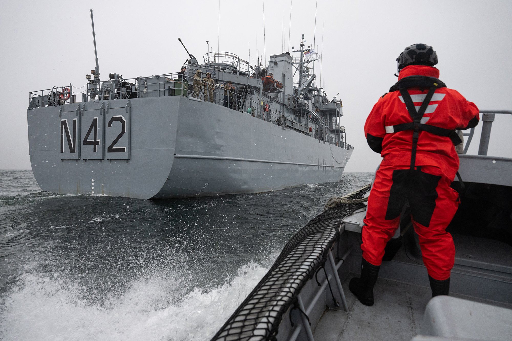 Nacvičujeme vše, co se nám může v boji proti agresorům hodit. (Litevská vojenská loď Jotvingis)
Autor: Matěj Stránský