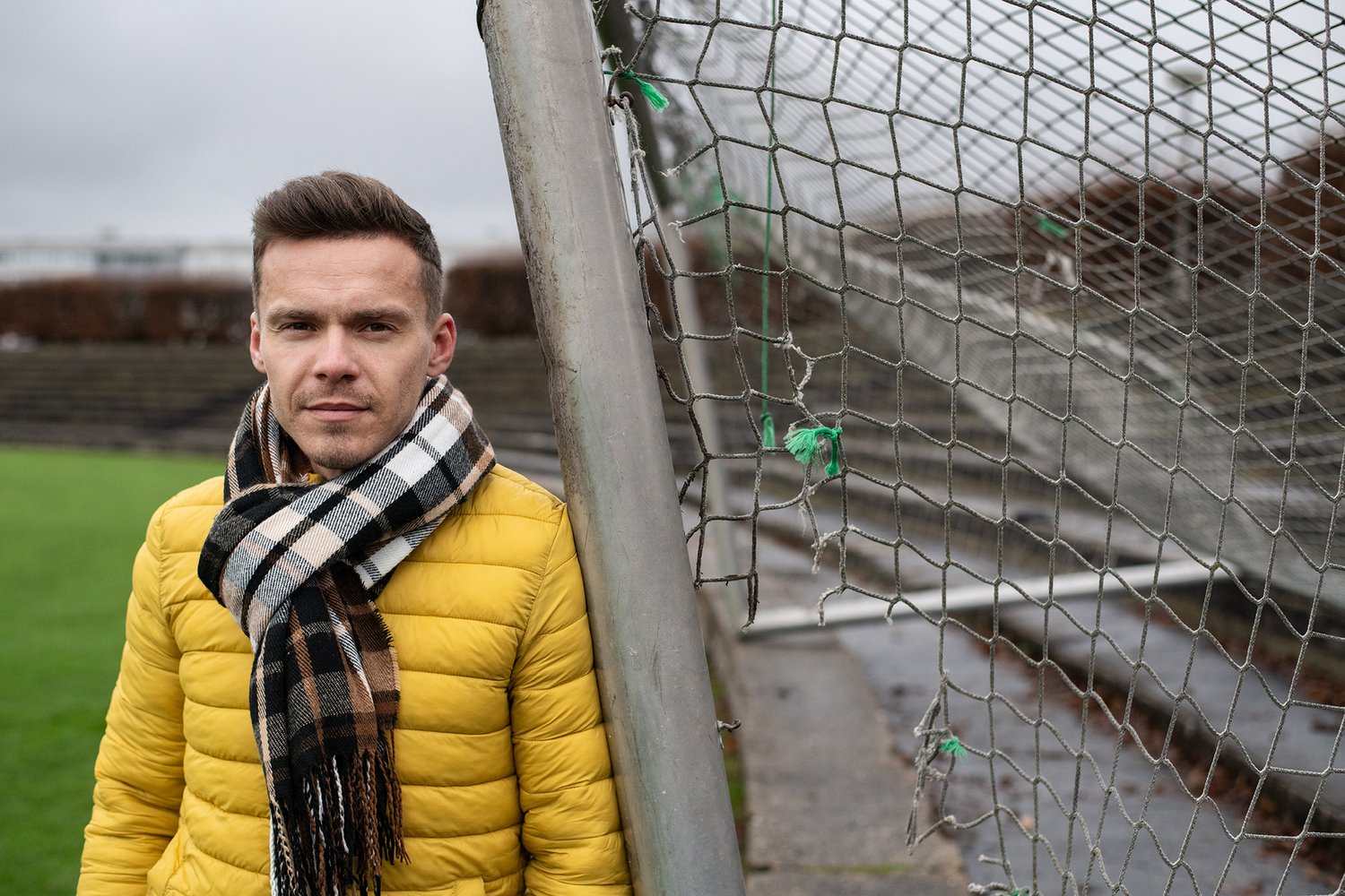 Fotbal, prášky, alkohol, hazard nebo „důchod“ • RESPEKT