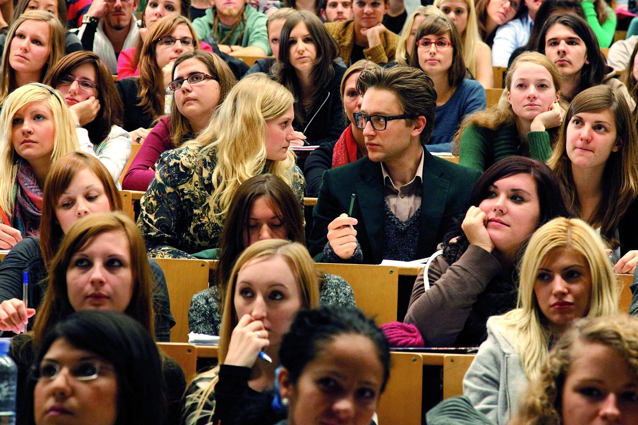 Hledám manžela, zn. i bez diplomu