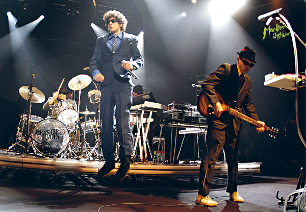 Fotografie: Rychle si užít, než bude konec. - Autor: Profimedia.cz, http://www.profimedia.cz
Autor: Respekt