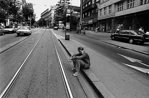 Fotografie: Koleje zůstaly, ale místo tramvaje teď jezdí socka. Foto Michal Hladík
Autor: Respekt