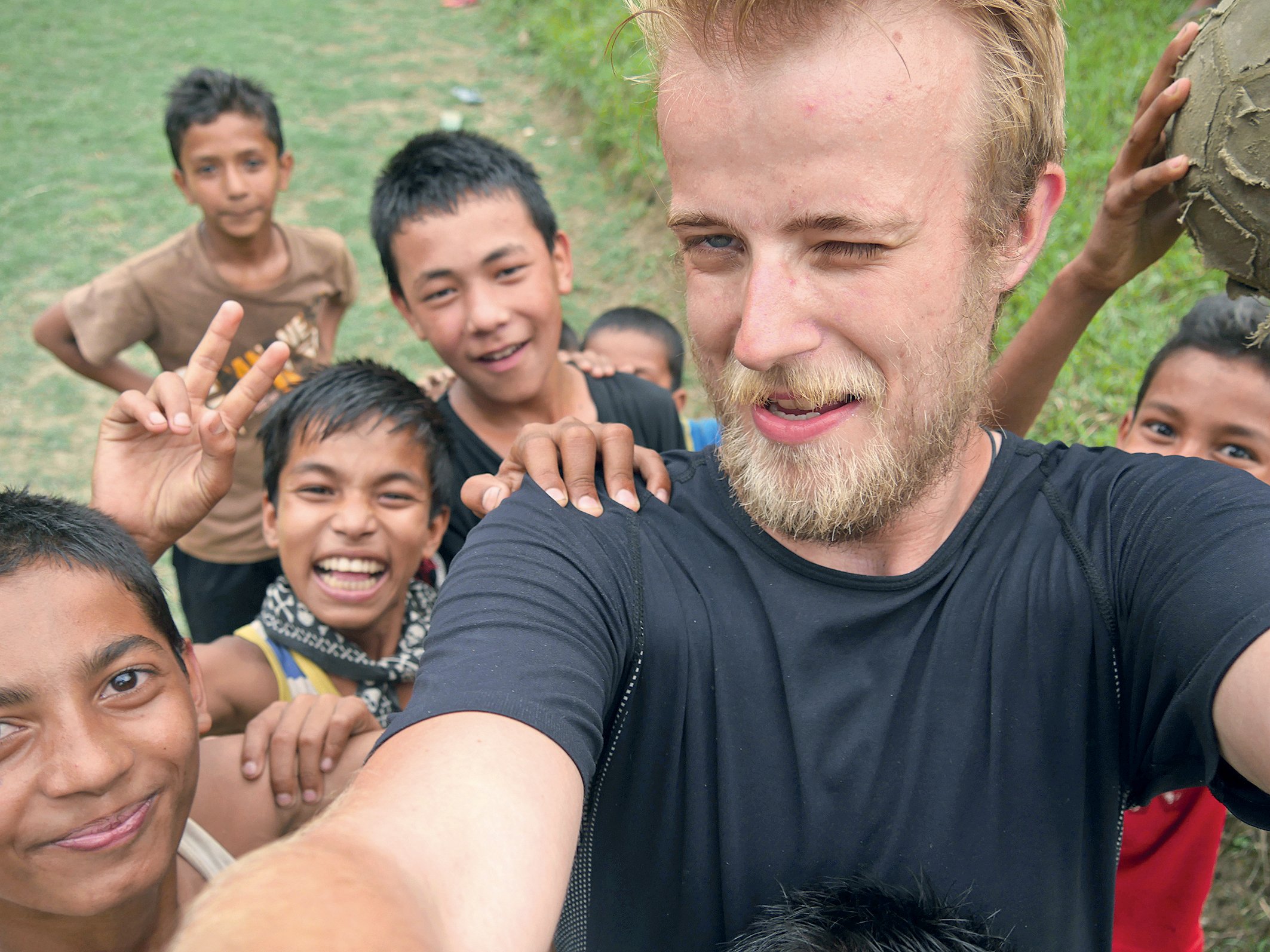 Čemu se lidé smějí, toho se nebojí