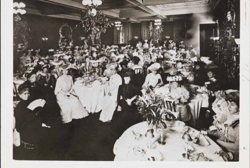 Klub Sorosis v restauraci Delmonico, 1902