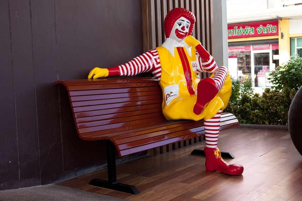 Americký fastfood McDonald&rsquo;s zvýší svým zaměstnancům mzdy o více než 10 procent.
Autor: Shutterstock