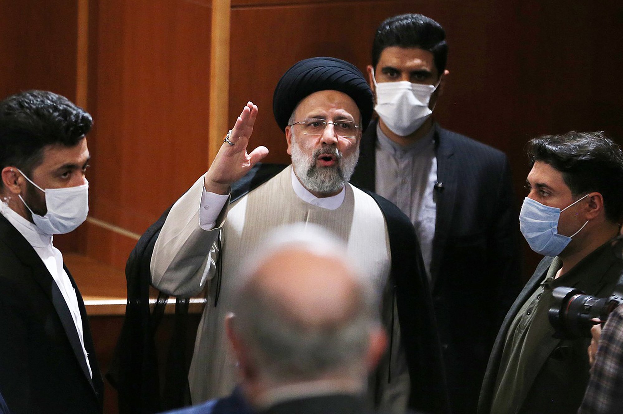 Ještě jsem neviděl, aby Íránci víc oslavovali smrt tamního politika