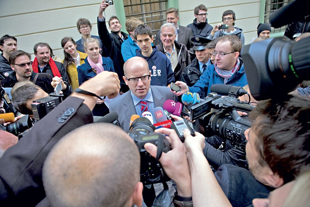 10 CSSD v krizi cudlin
Autor: Respekt