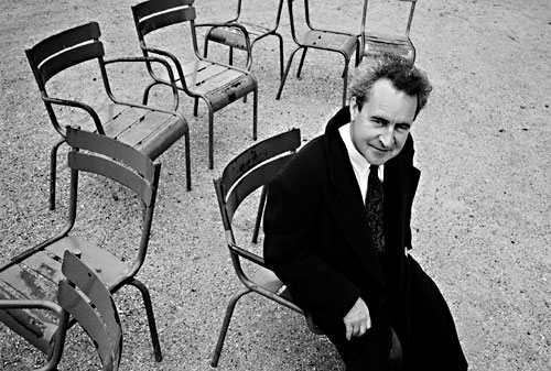 Fotografie: John Banville: Co pořád máte s těmi příběhy? - Autor: Profimedia.cz/Corbis, www.profimedia.cz
Autor: Respekt