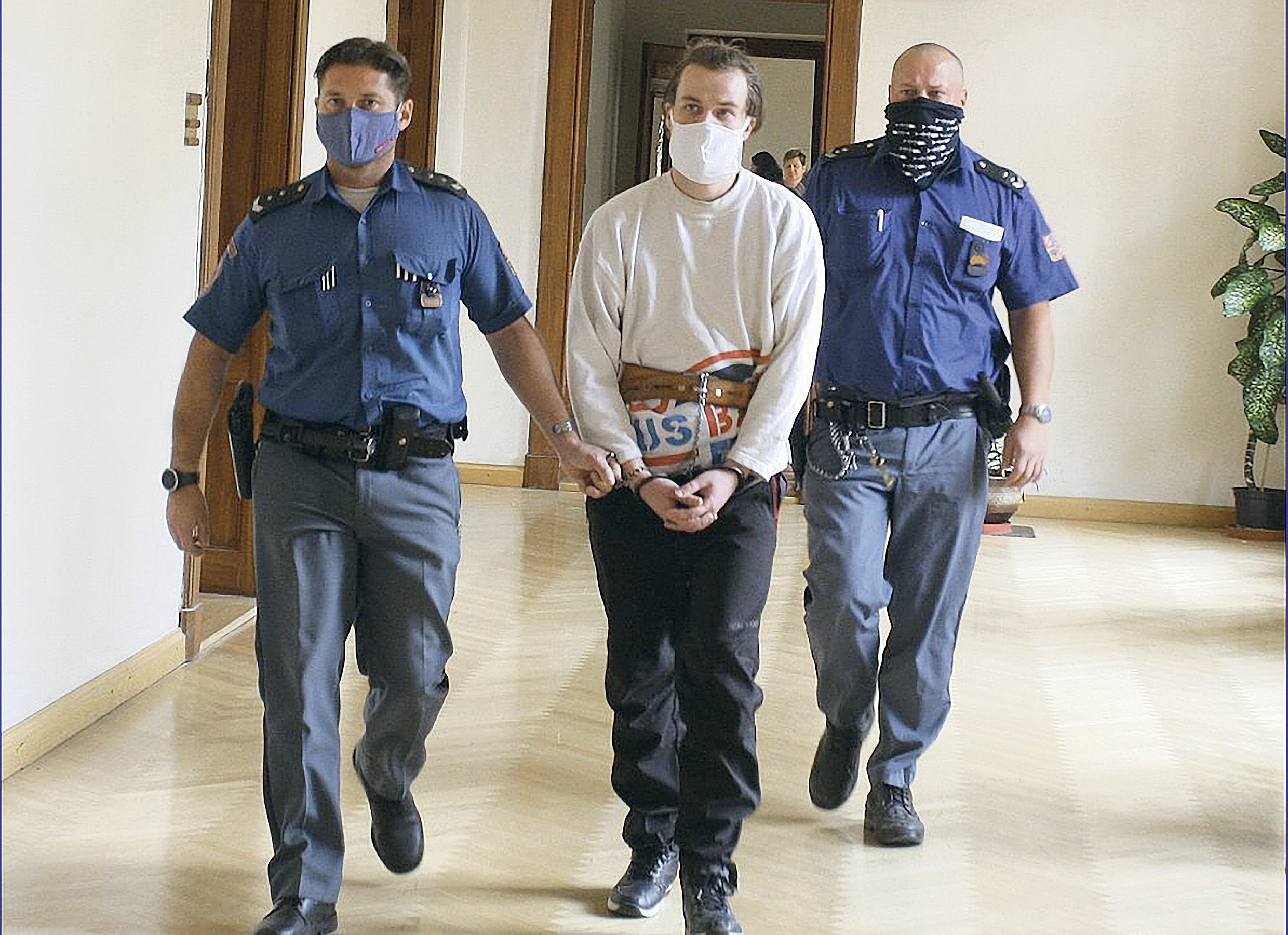 Pět housek za půl milionu