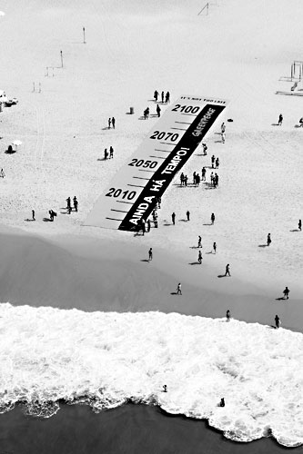 Fotografie: Varování před stoupající hladinou.Rio de Janeiro - Autor: Profimedia.cz, http://www.profimedia.cz
Autor: Respekt