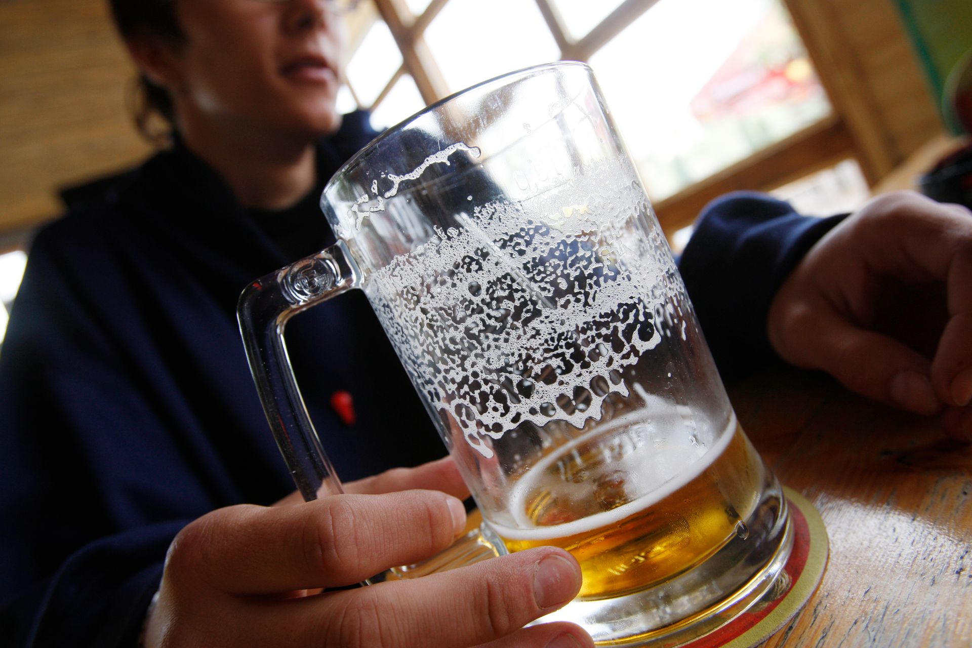 mladistvi alkoholici
Autor: Milan Jaroš