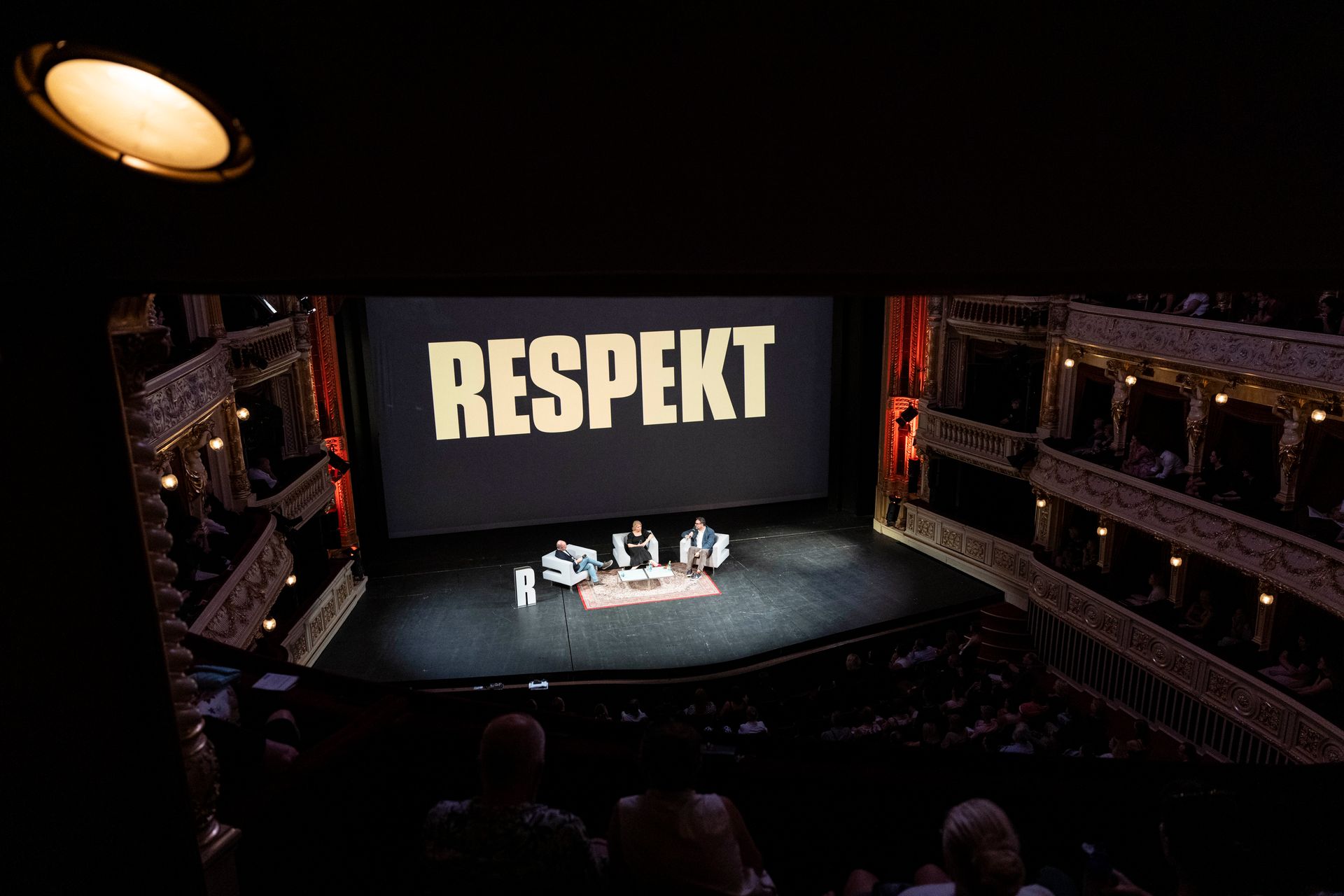 Protože potkat se naživo je k nezaplacení