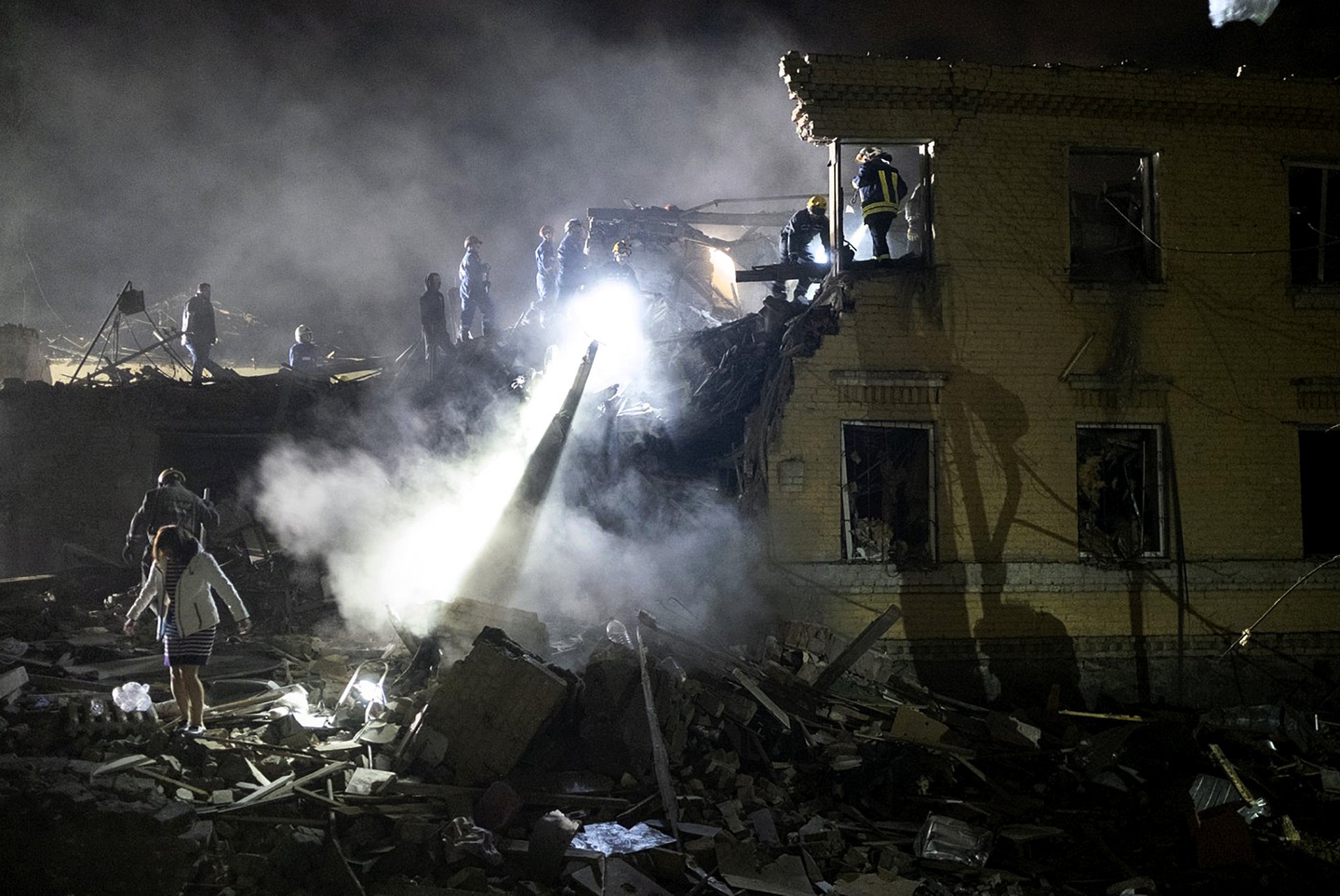 Aftermath of overnight strike on Kyiv
Autor: Profimedia.cz