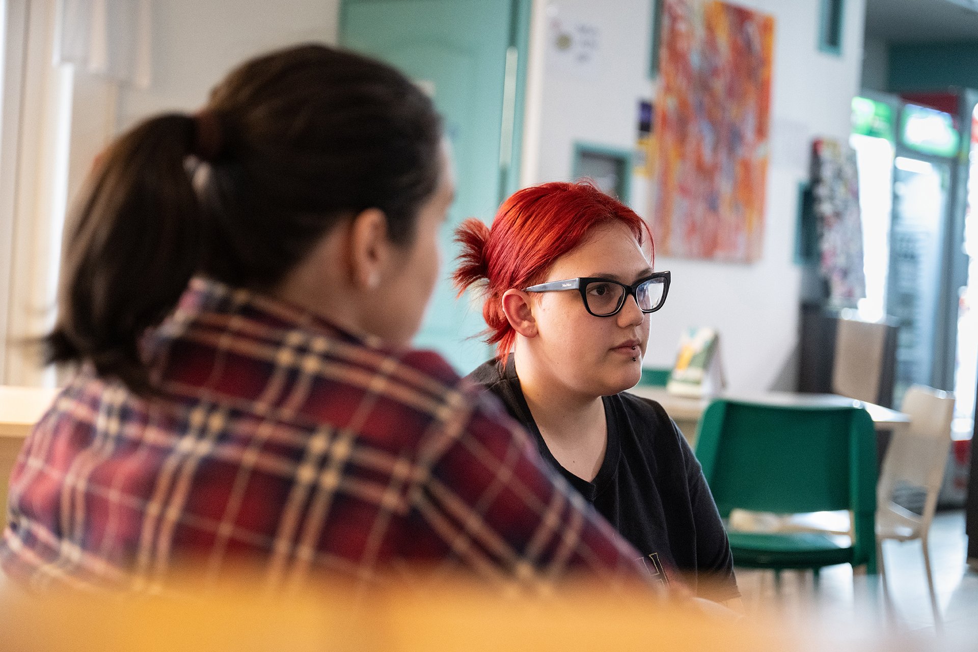 Gay bar je v Maďarsku místo, kam chodí lovit muži ve středním věku a kde jde hlavně o sex. Což spoustu lidí logicky odrazuje, včetně mě. 
Autor: Matěj Stránský