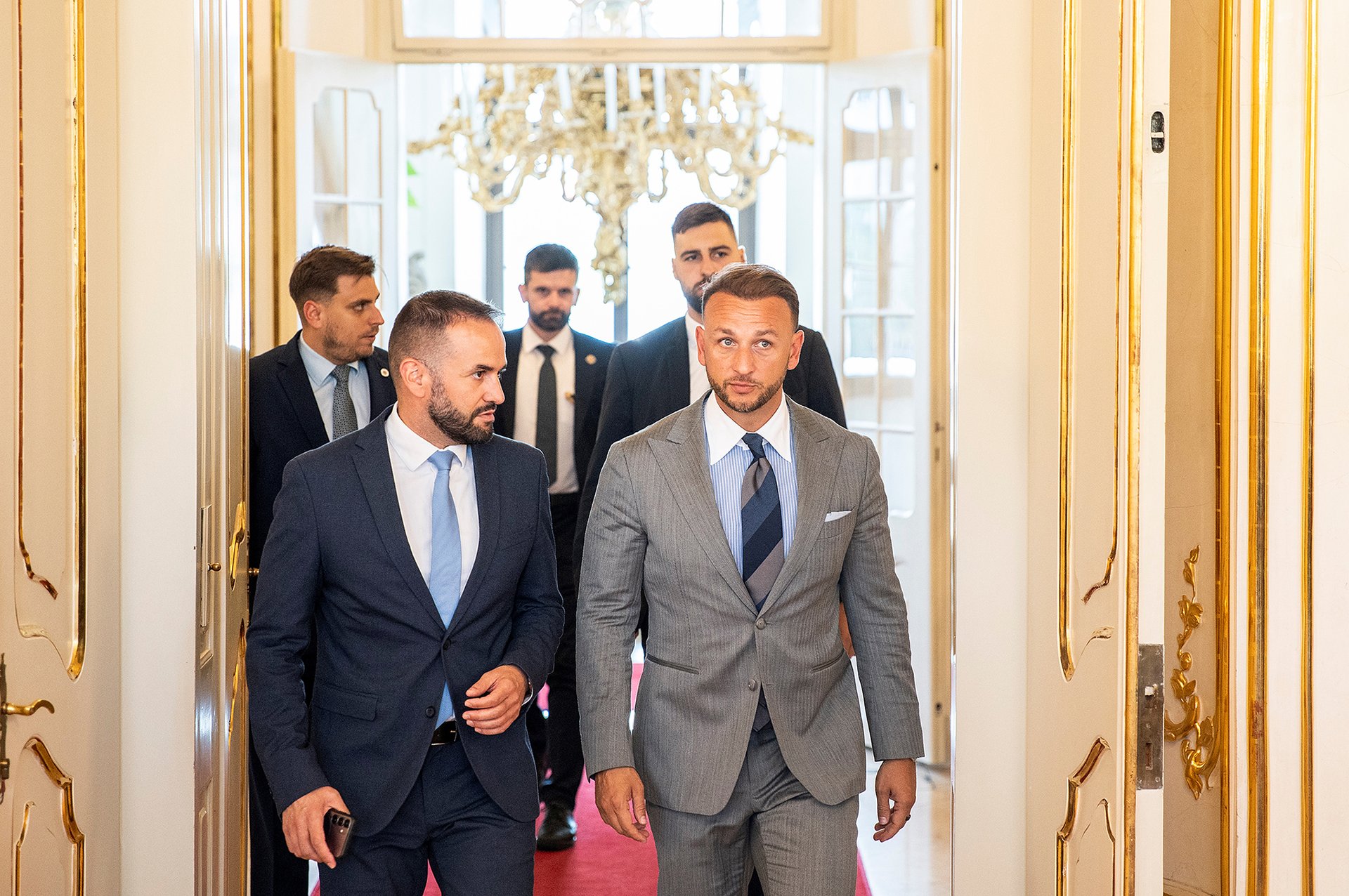 Jsem překvapený. (Napravo slovenský ministr vnitra Matúš Šutaj Eštok)
Autor: Jozef Jakubčo / Petit Press / Profimedia