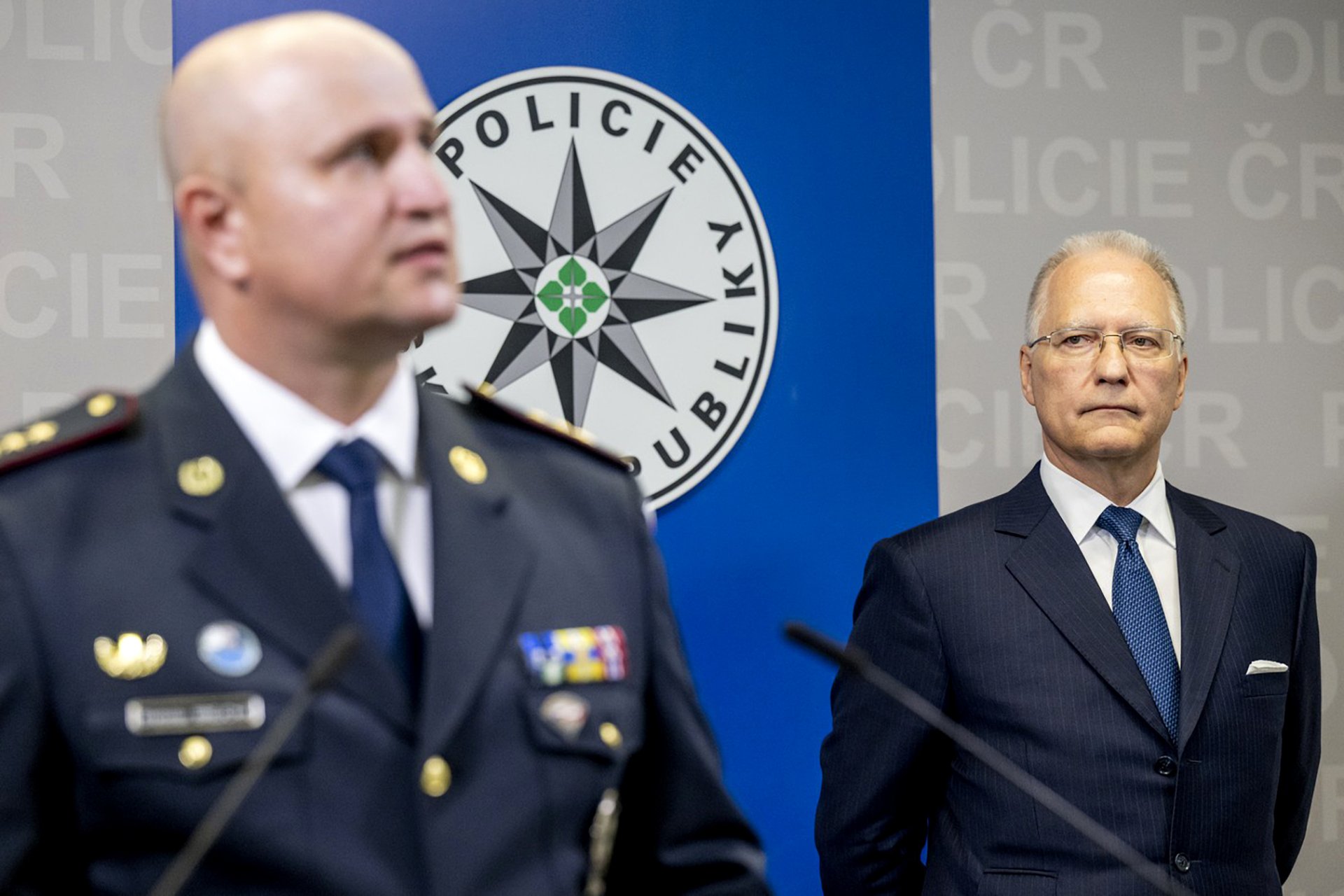 Břetislav Brejcha, ředitel, Národní centrála proti terorismu, extremismu a kybernetické kriminalitě (NCTEKK), Michal Koudelka, ředitel, Bezpečnostní informační služba (BIS)