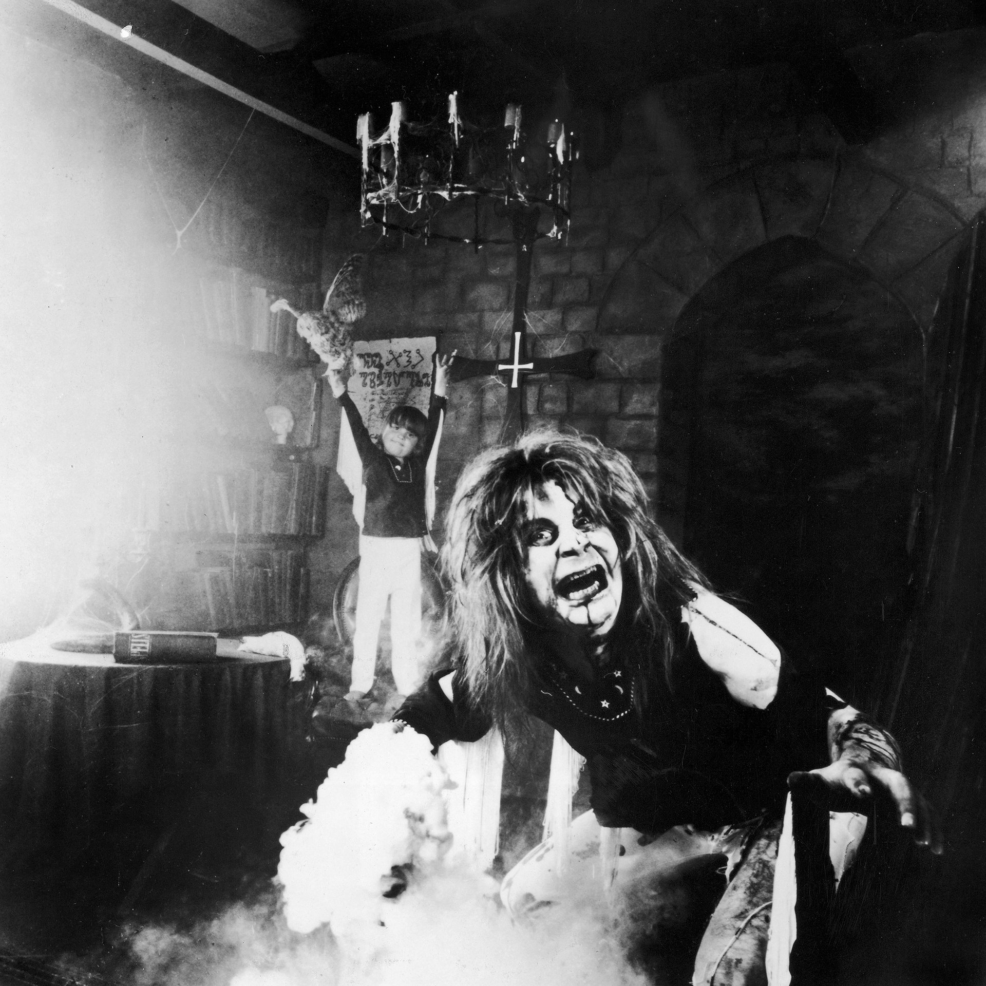 Proč nezkusit dělat horory v hudbě? (Ozzy Osbourne na začátku 80. let)