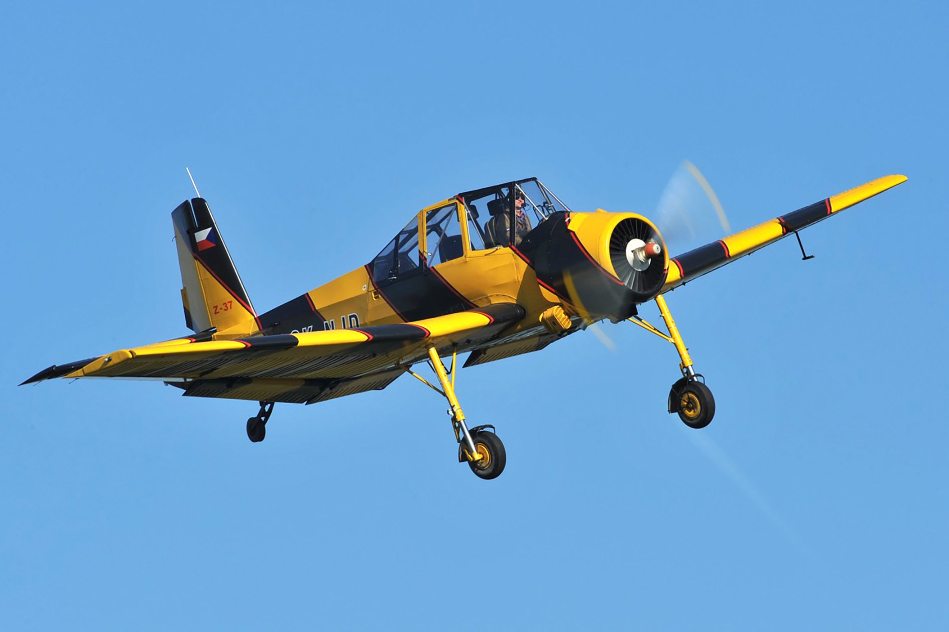 Zlin Z-37 Čmelák
