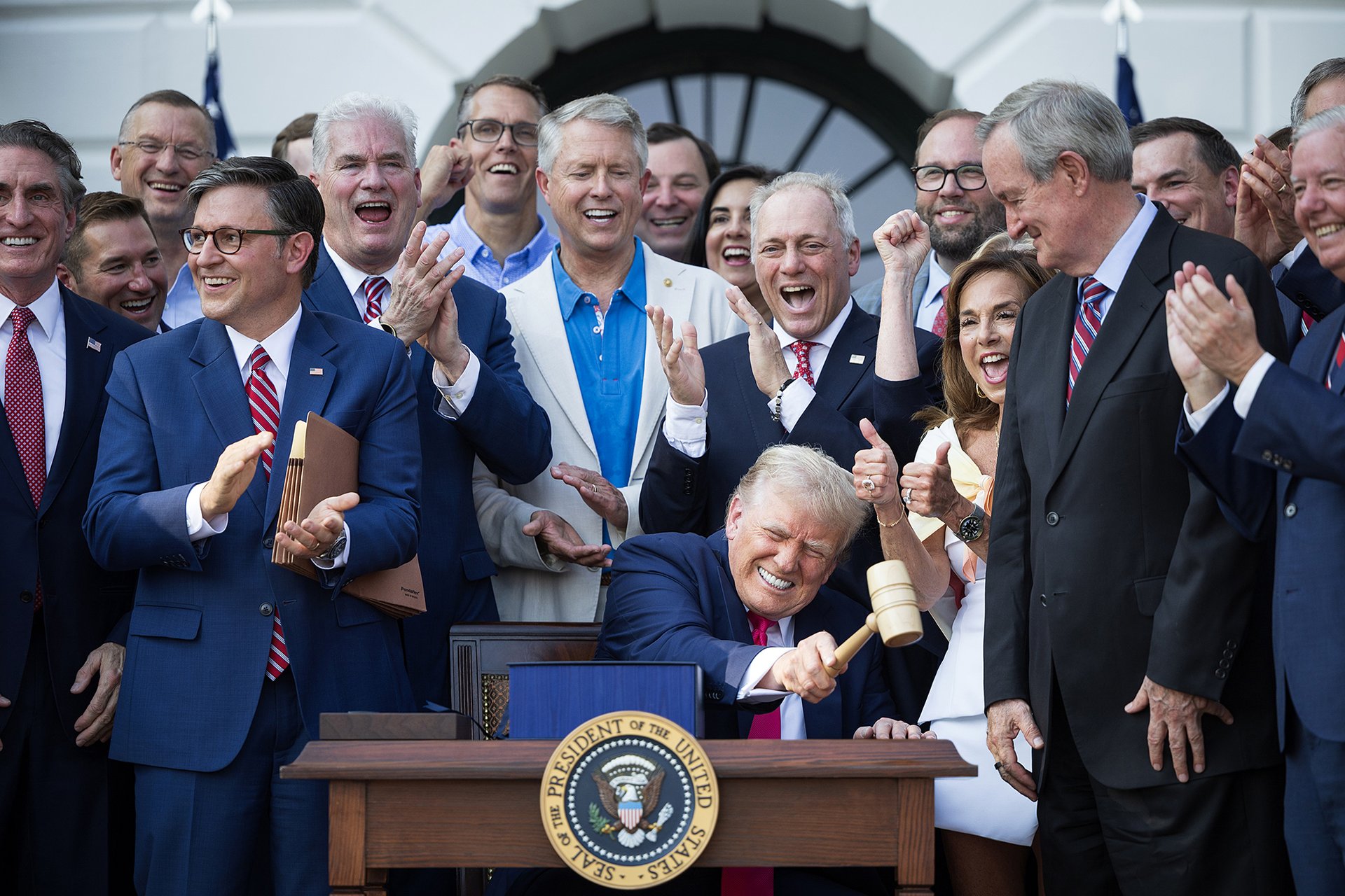 A bude to brzy naše! (Republikánská elita kolem Trumpa)
