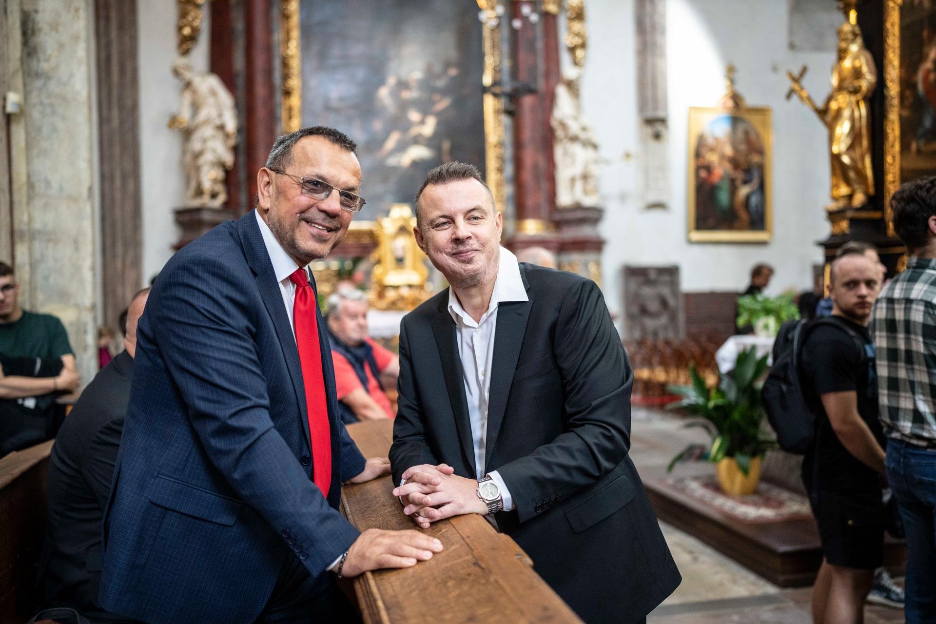 O „svoloči“ v politice