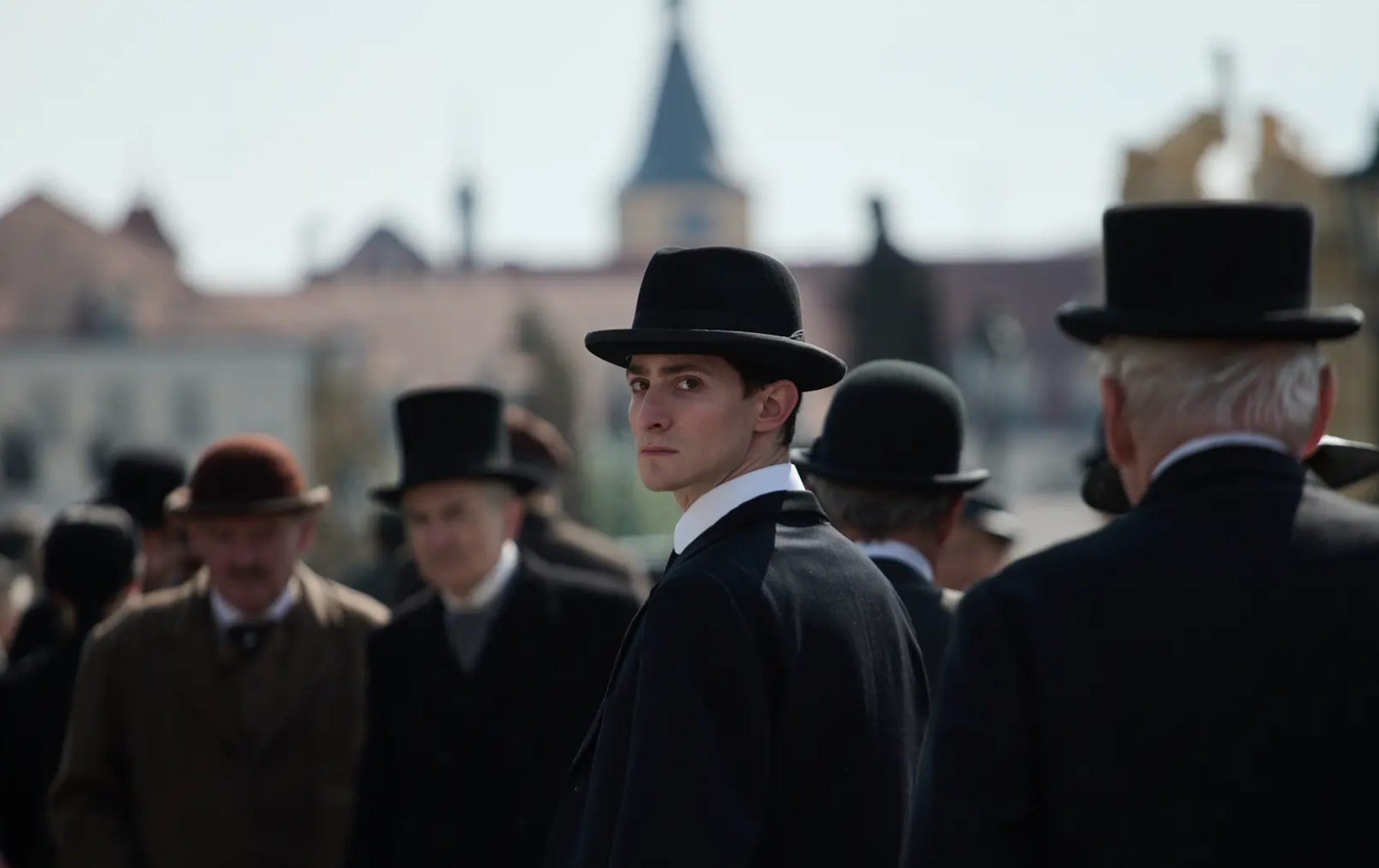 Německý herec Idan Weiss se ve své první velké filmové roli zabydlel v Kafkovi přesvědčivě 
Autor: Bioscop