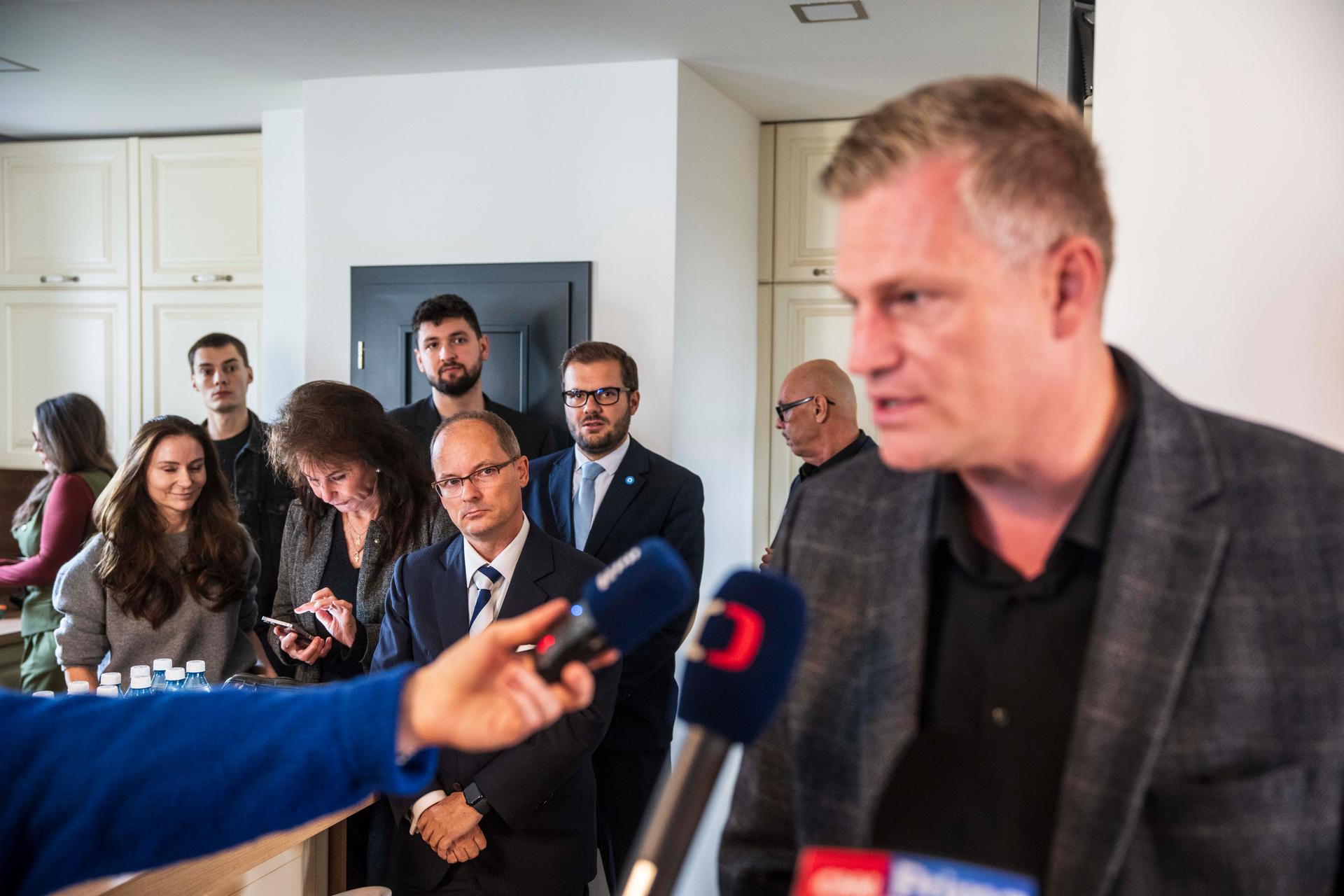 Povolební vyjednávání, Motoristé
Autor: Milan Jaroš