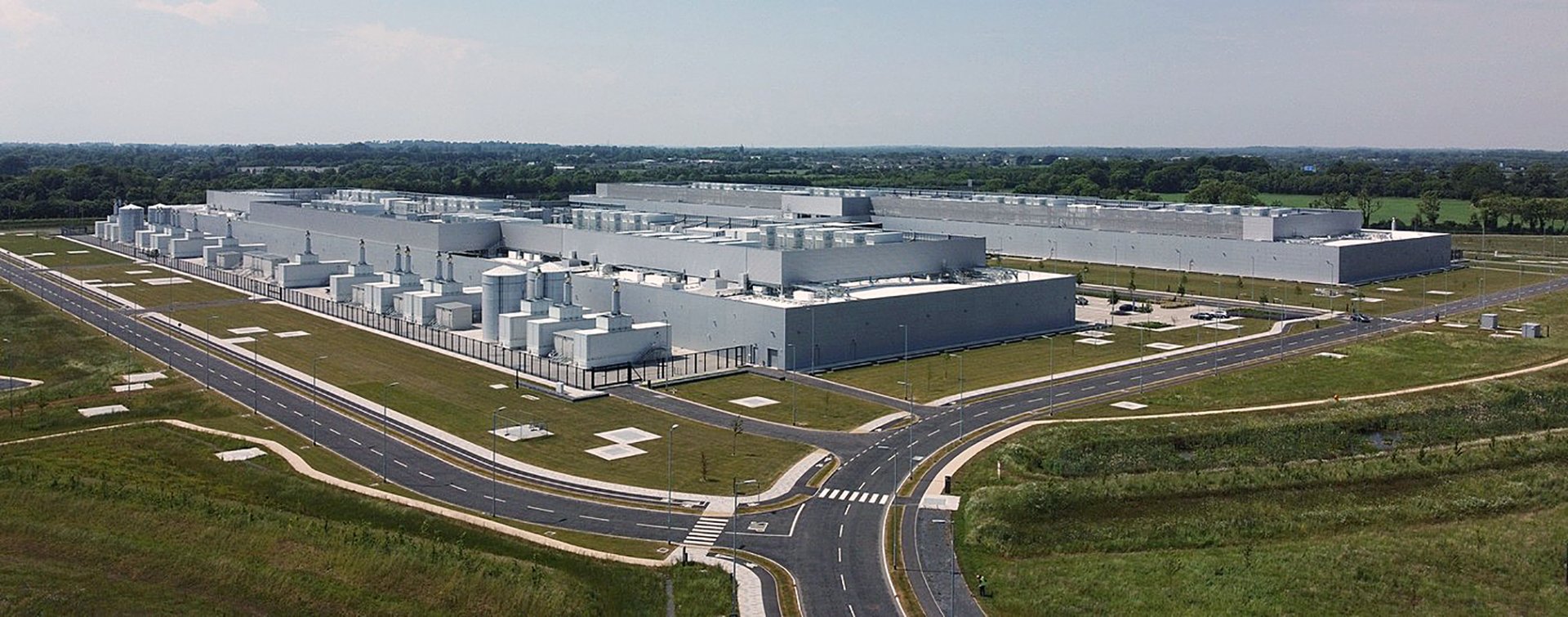 Páteř digitálního světa. (Datové centrum firmy Meta v Irsku)
Autor: Niall Carson / PA Images / Profimedia