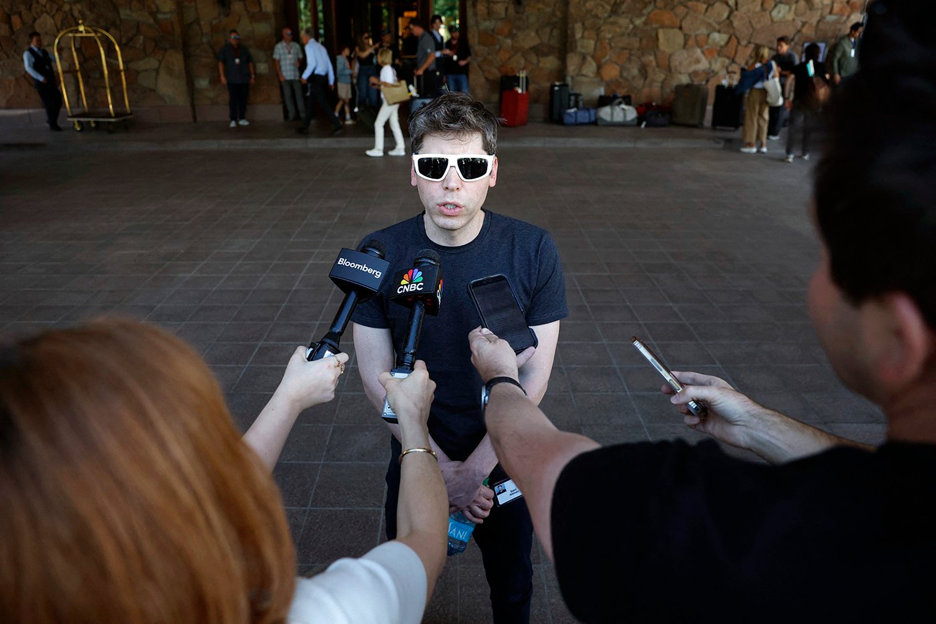 Neděkujte nám. (Sam Altman na konferenci v USA)
Autor: Kevin Dietsch / GETTY IMAGES NORTH AMERICA / Getty Images via AFP / Profimedia