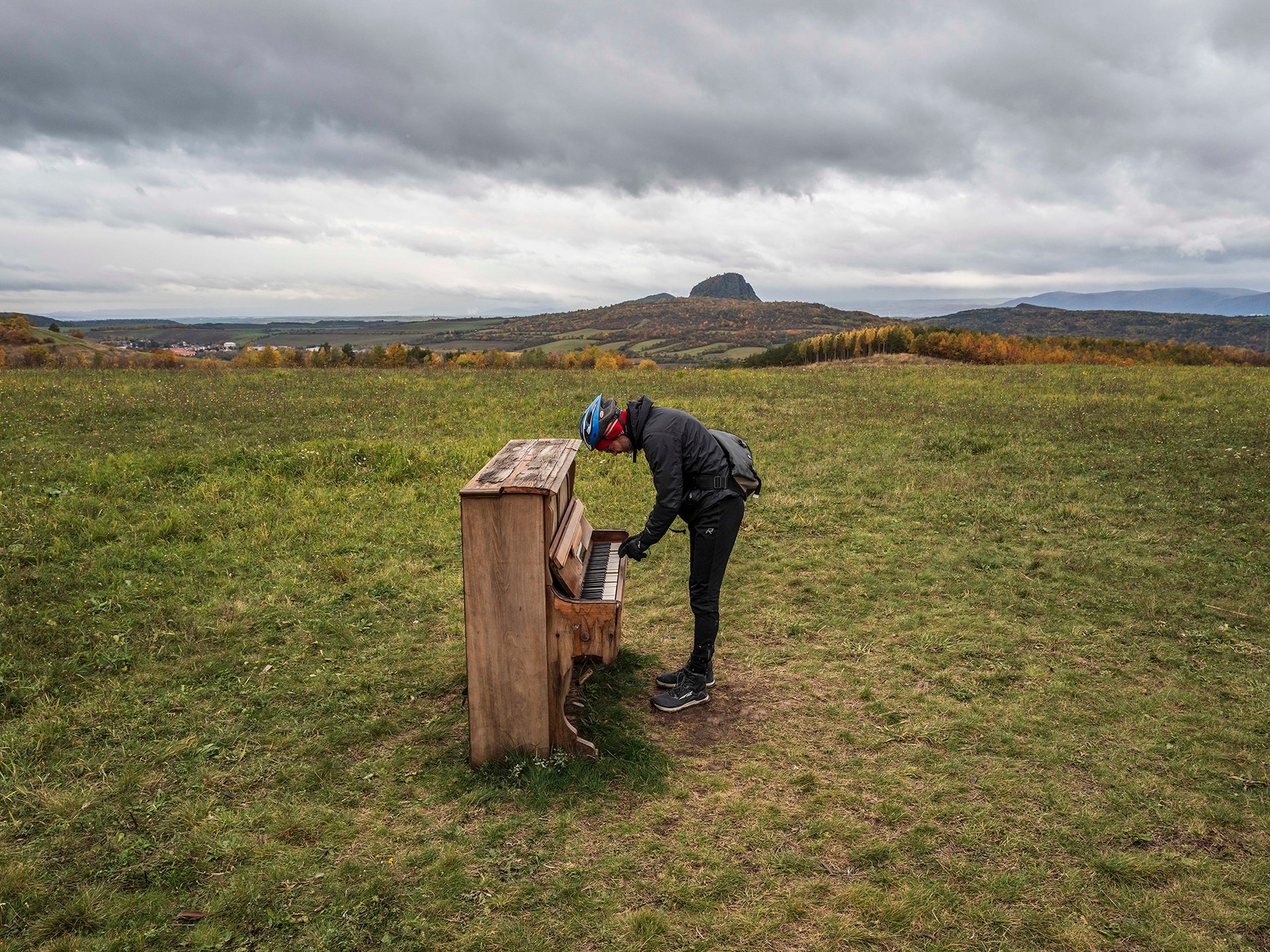 Někdo tu zanechal piáno. (Radovesická výsypka, vyhlídka na vrch Bořeň)
Autor: Milan Jaroš