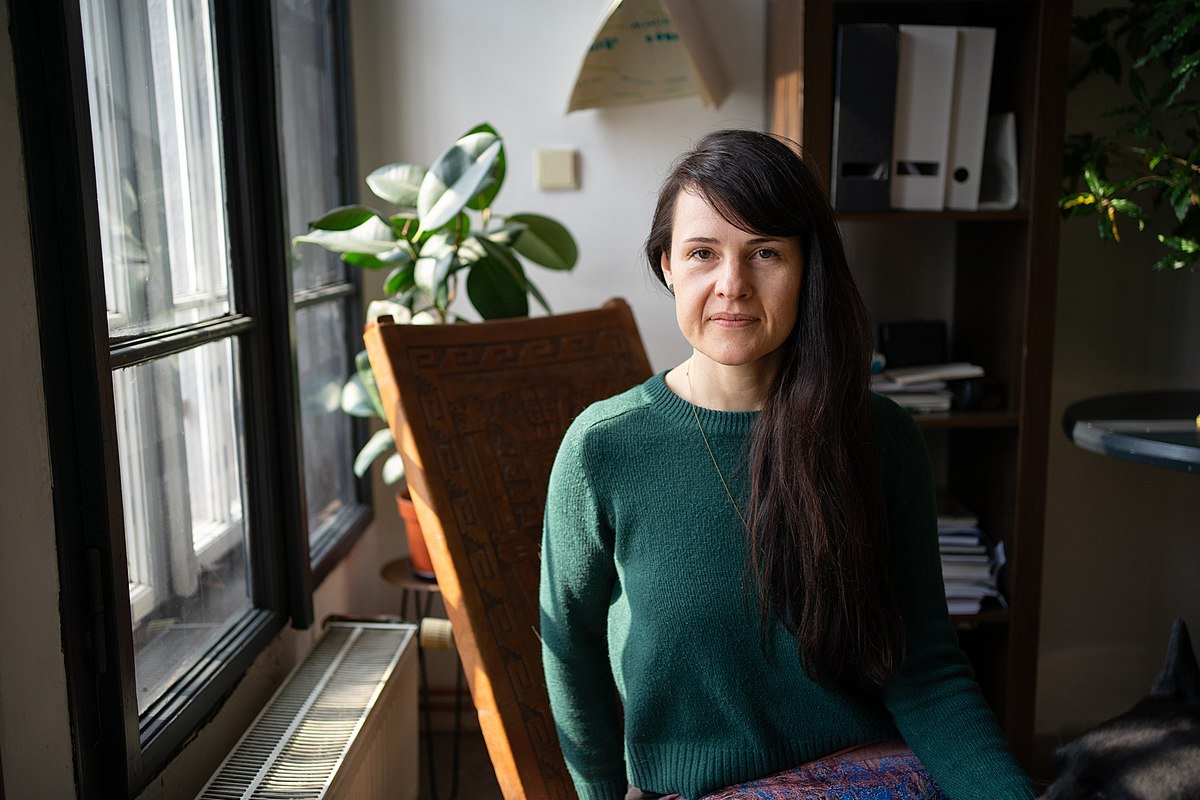 Jak AI a velké jazykové modely parazitují na Wikipedii. A o co jde Elonu Muskovi s jeho Grokipedií?