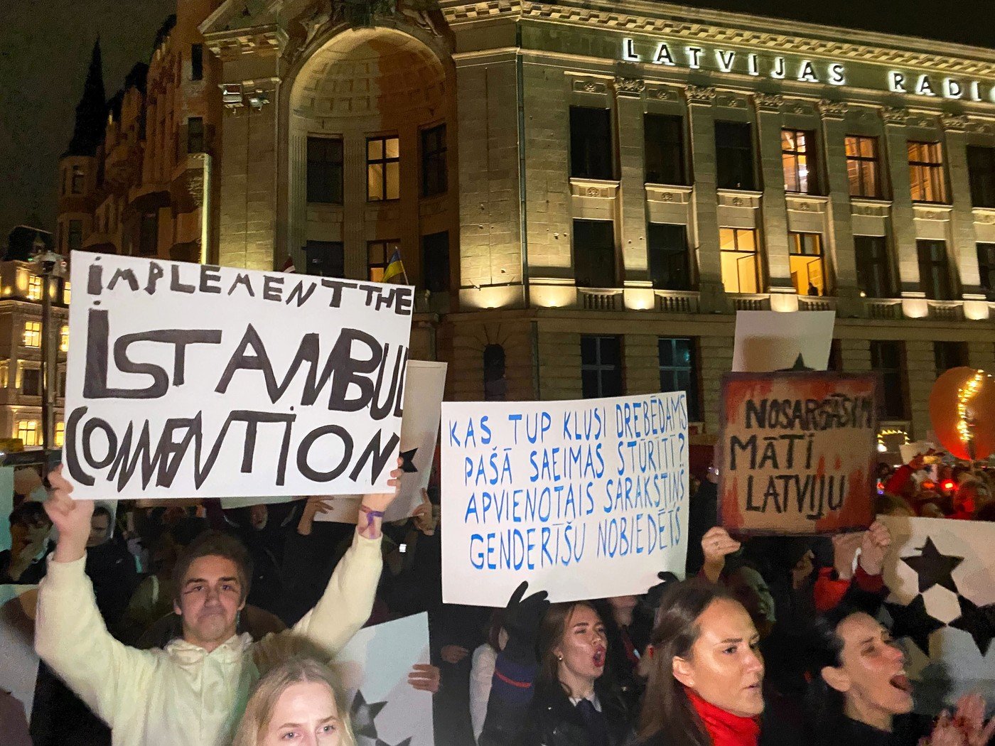 Lotyšsko: protesty proti odstoupení od Instanbulské úmluvy