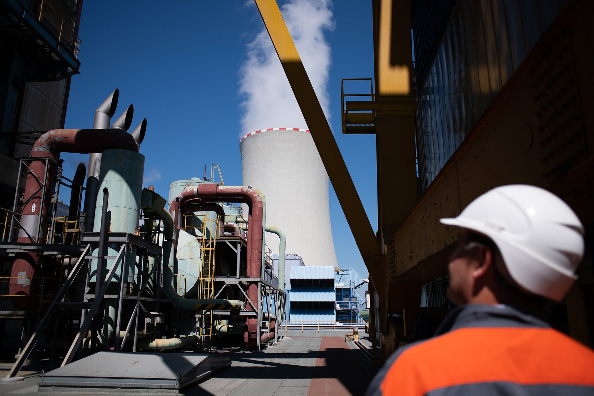 Tykač rozhodl o vypnutí elektráren. (Elektrárna Počerady)