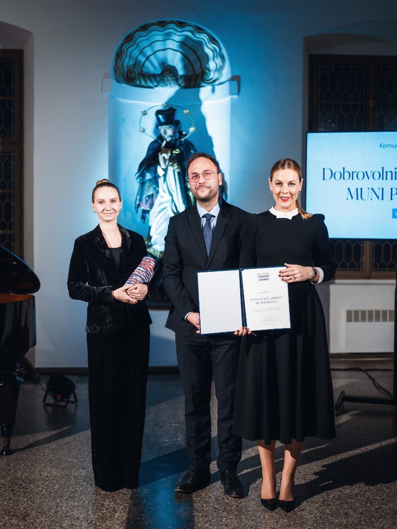 Komunitní počin MUNI POMÁHÁ
Autor: Petr Klapper