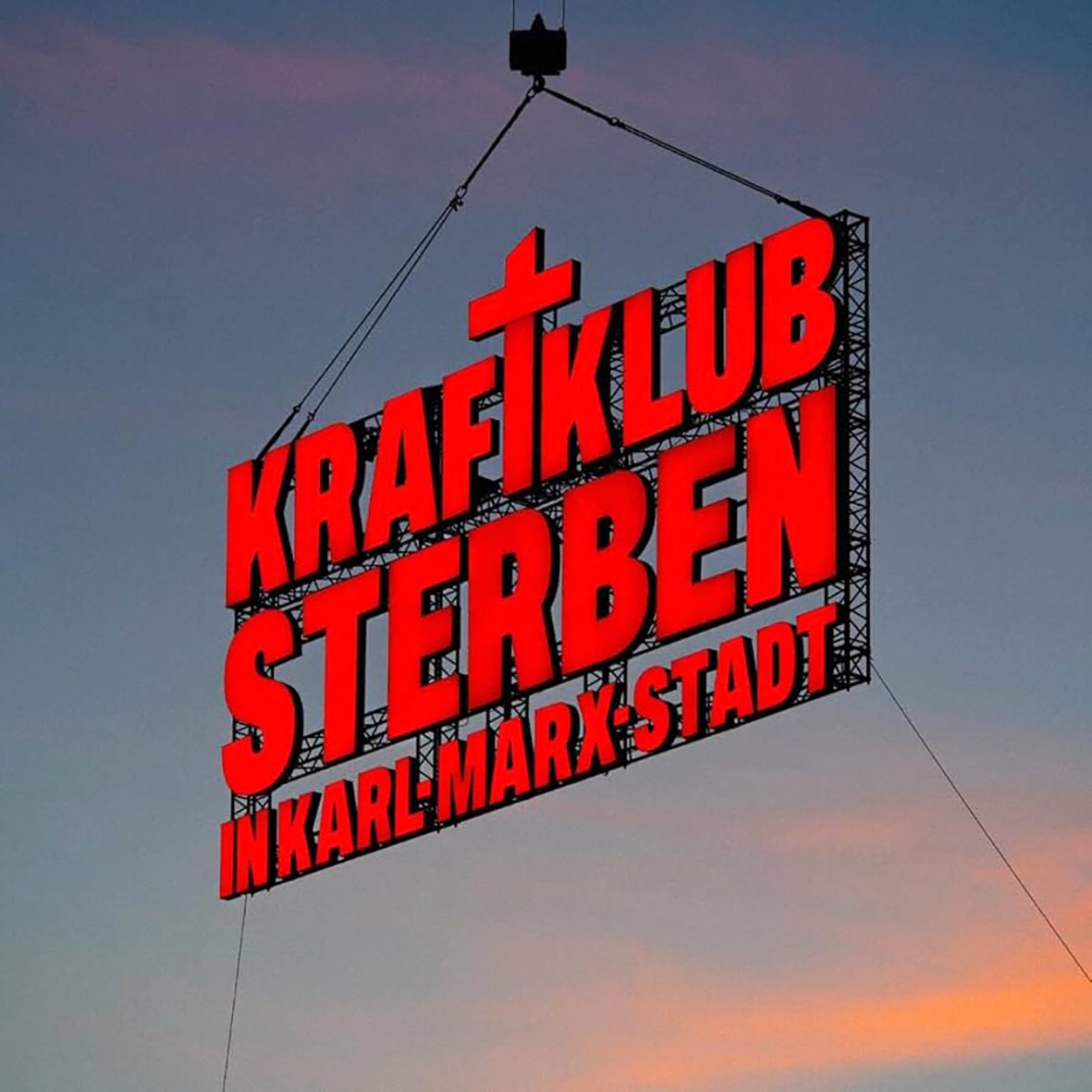 Album týdne: Chemnitzský Kraftklub křičí, že boj s pravicovým extremismem není ztracený