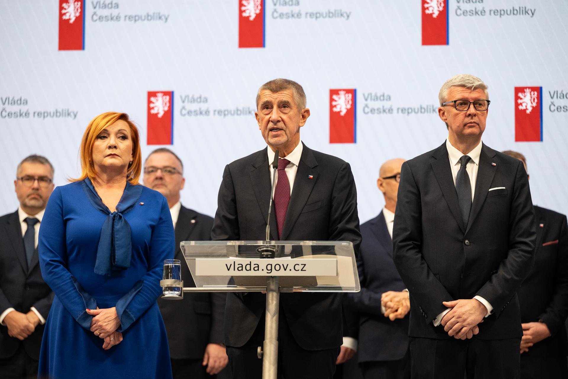 Uvedení nové vlády - Babiš, Havlíček, Schillerová, Tejc, Vojtěch, Macinka, Zůna, Metnar, Bednárik, Plaga, Juchelka, Mrázová, Klempíř, Šťastný, Šebestyán
Autor: Matěj Stránský