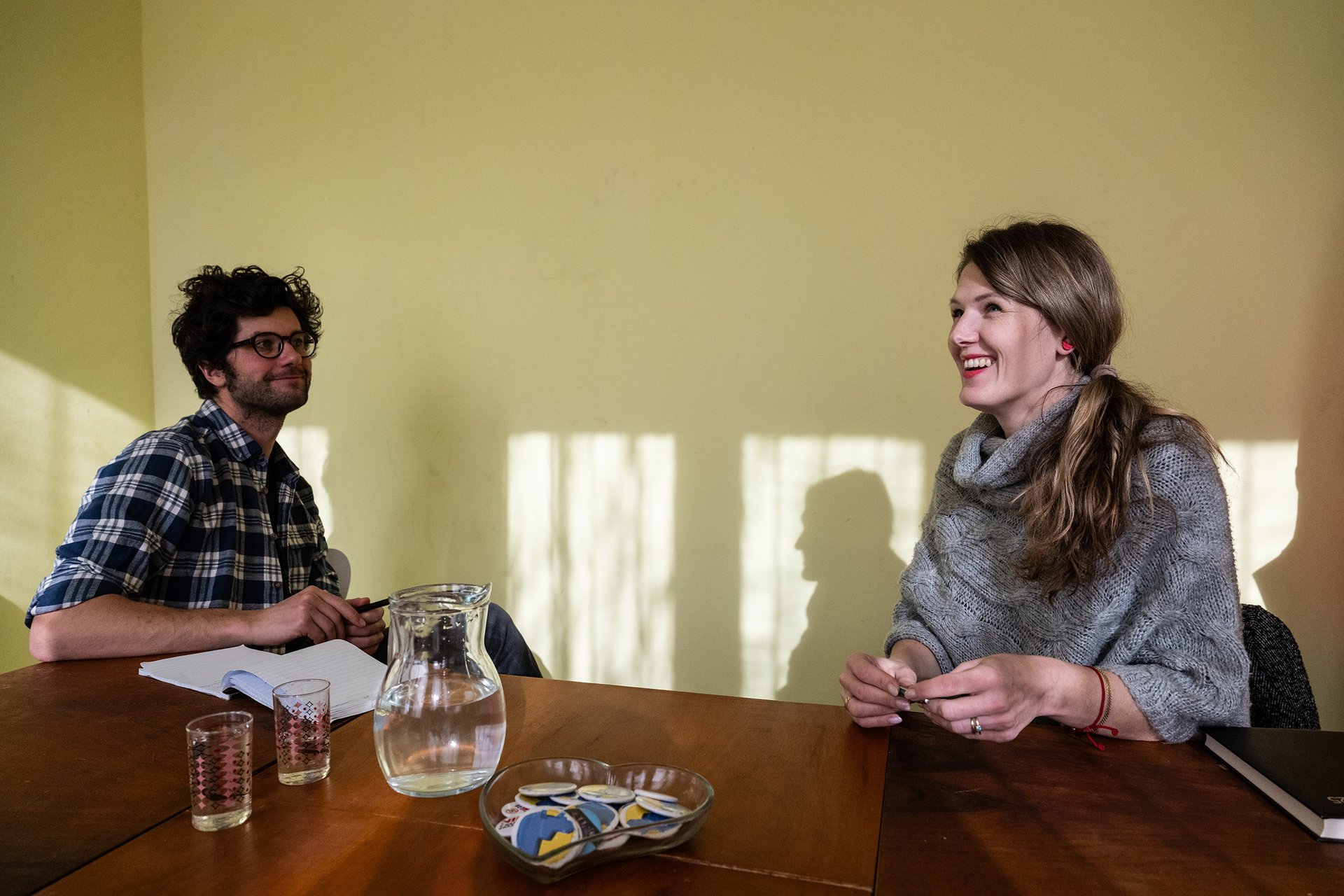 Tomáš Brolík s organizátorkou protivládních protestů v Banské Bystrici
Autor: Matěj Stránský