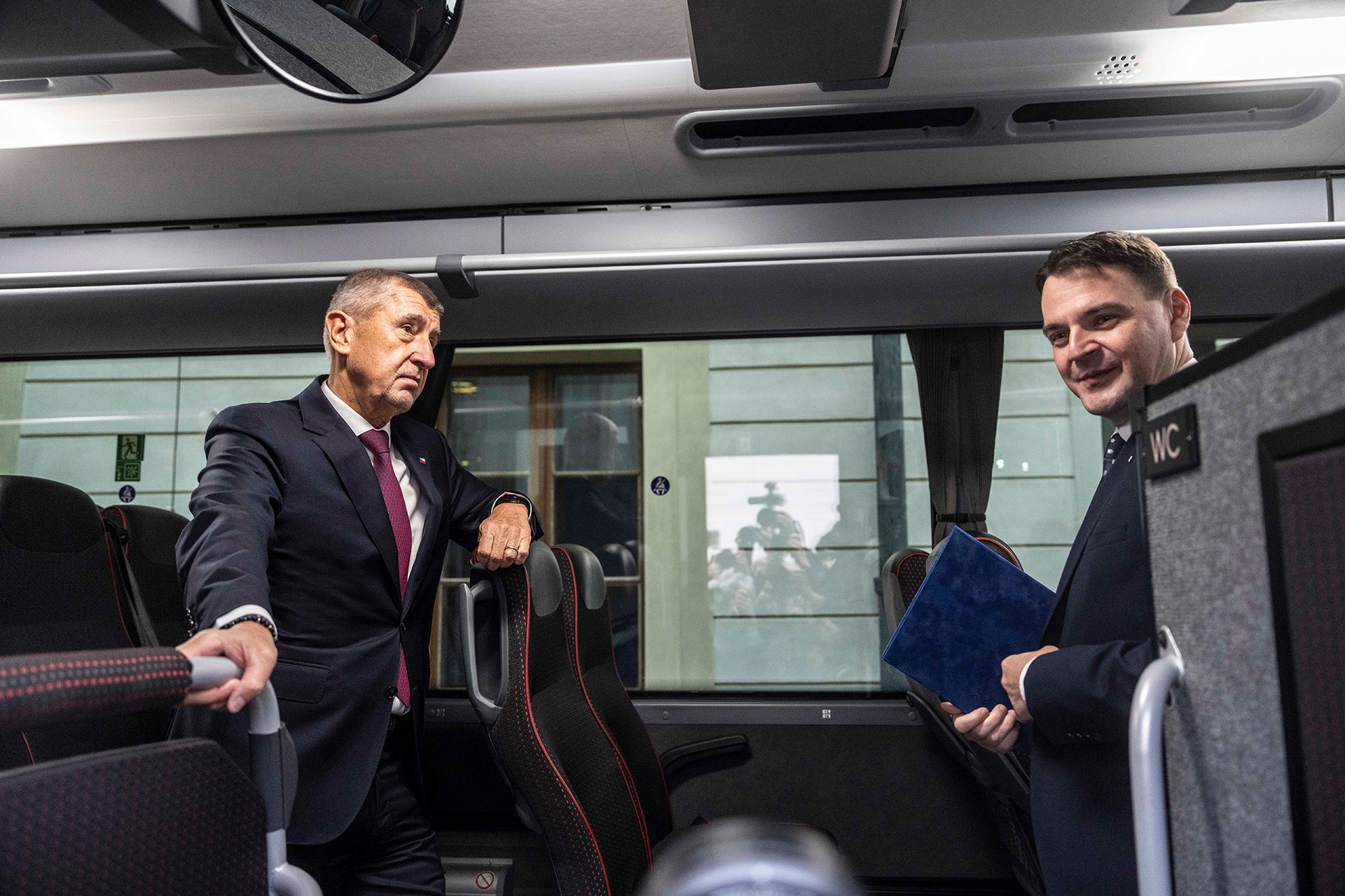 Jmenování vlády Andreje Babiše, 15.12. 2025