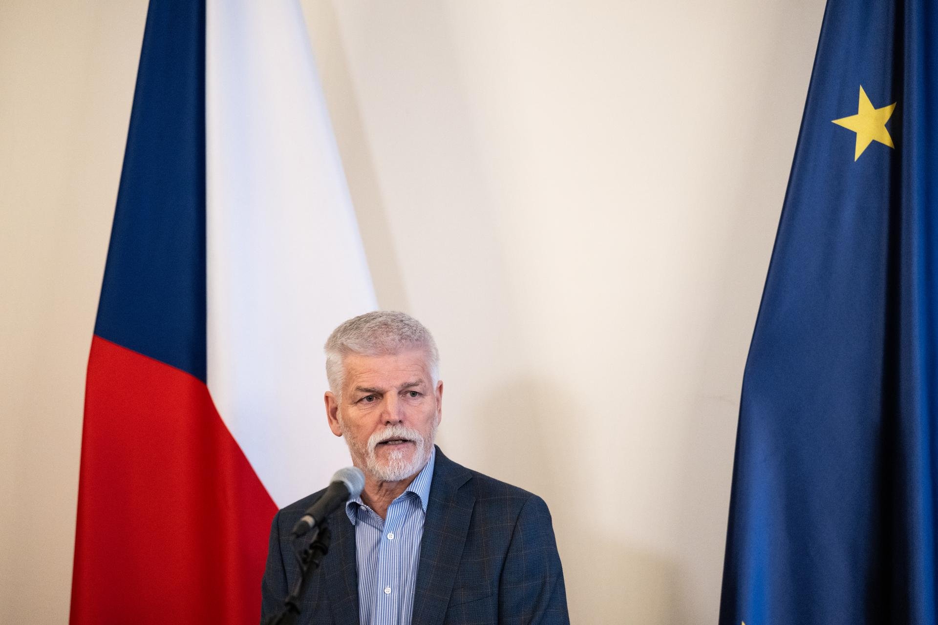 Když nejmenuje Turka, nepovede delegaci na summit NATO, zveřejnil Macinka požadavek na prezidenta