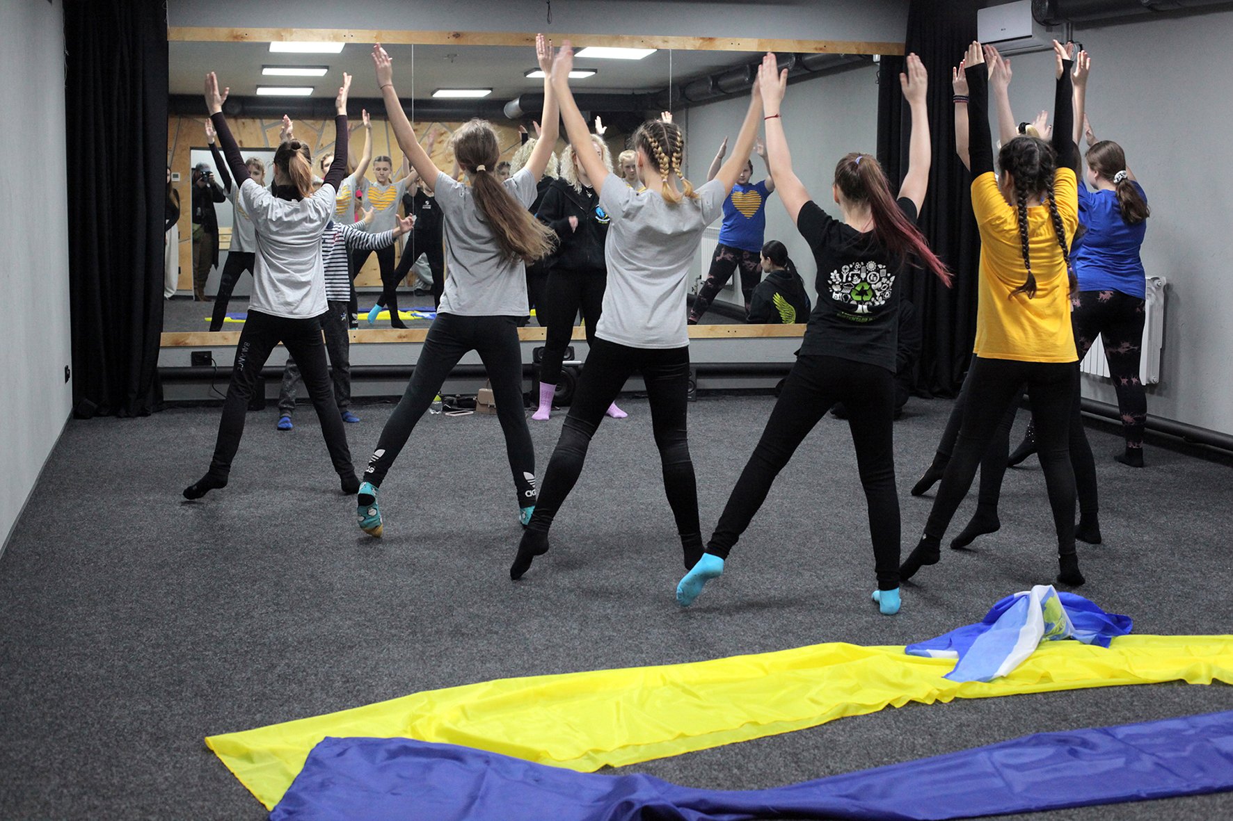 Život jde dál, i když je to výkon