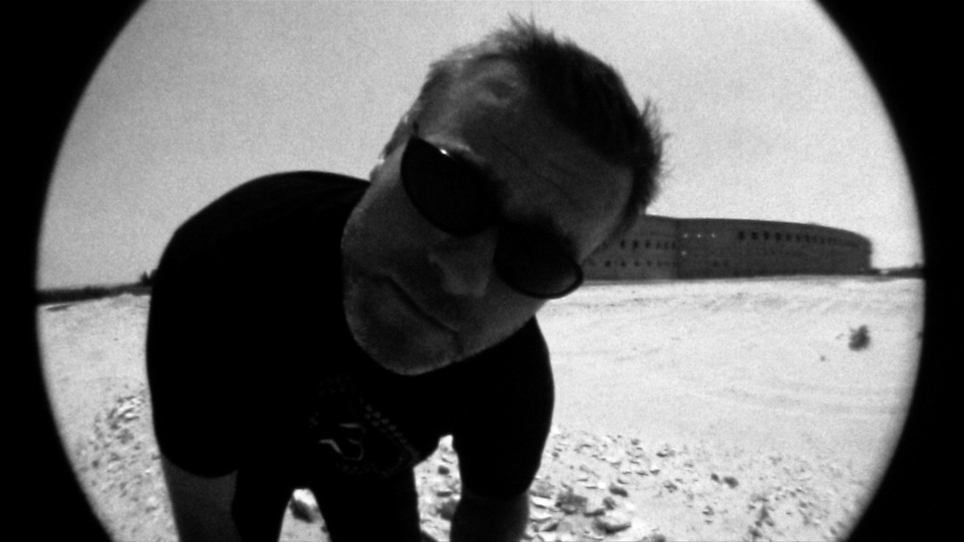 Gunnar Goes God
Autor: Jeden svět