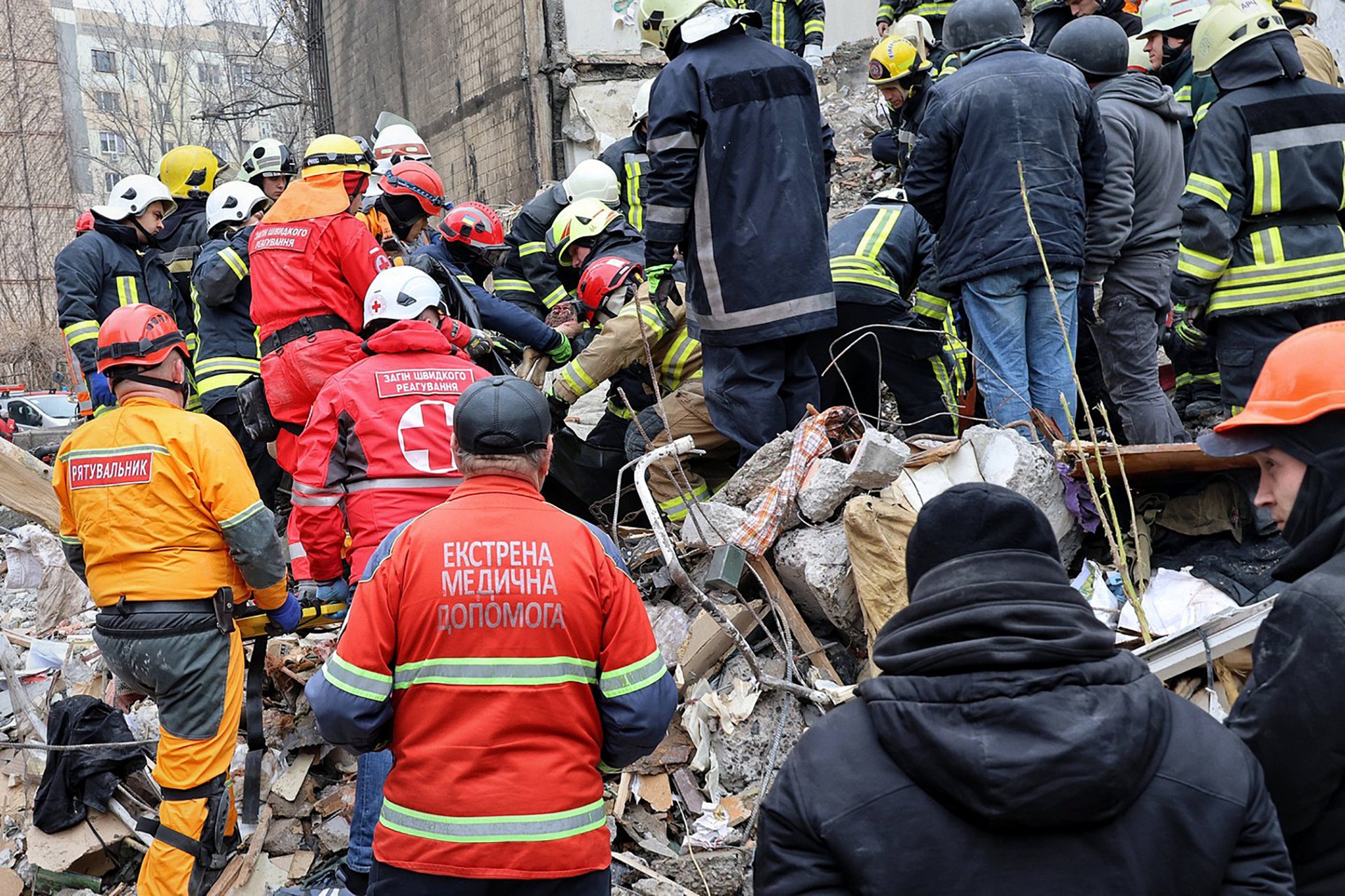 Všichni někdy pláčou. (Záchrana po útoku v Oděse, ilustrační snímek)
Autor: Nina Liashonok / Sipa Press / Profimedia