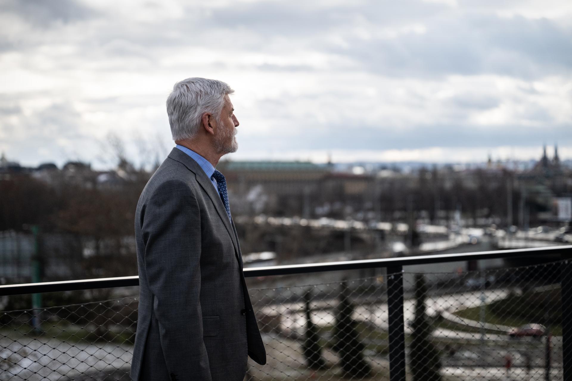 Petr Pavel na nádraží v Praze Bubnech
Autor: Matěj Stránský