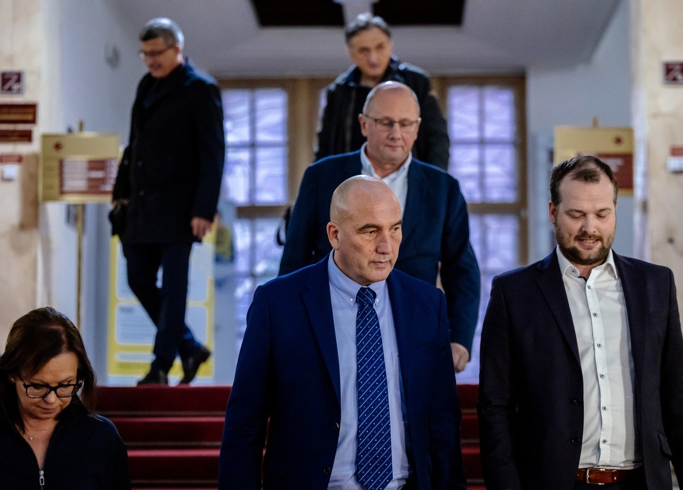 Odvolaný ředitel Zdeněk Kabátek podle ministra zdravotnictví Adama Vojtěcha (za ANO) ztratil jeho důvěru, zmínil například opakované zásahy policie v pojišťovně. 
Autor: PETR TOPIČ / MFDNES + LN / Profimedia