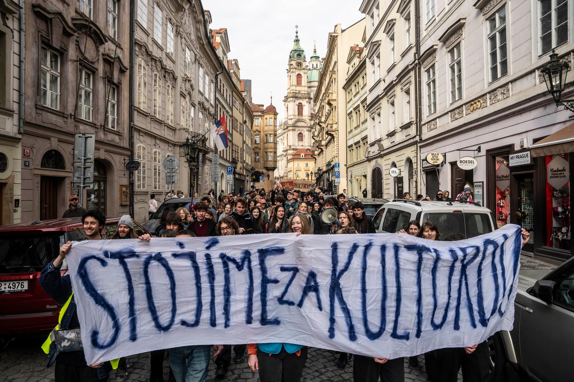 Jak by vám ministerstvo kultury mohlo pomoci ve vaší práci?