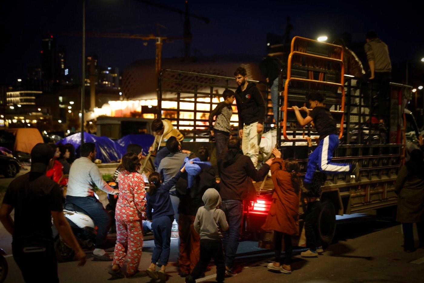 Lebanese Internally Displaced People Near BeirutĂ•S Waterfront                                ..........