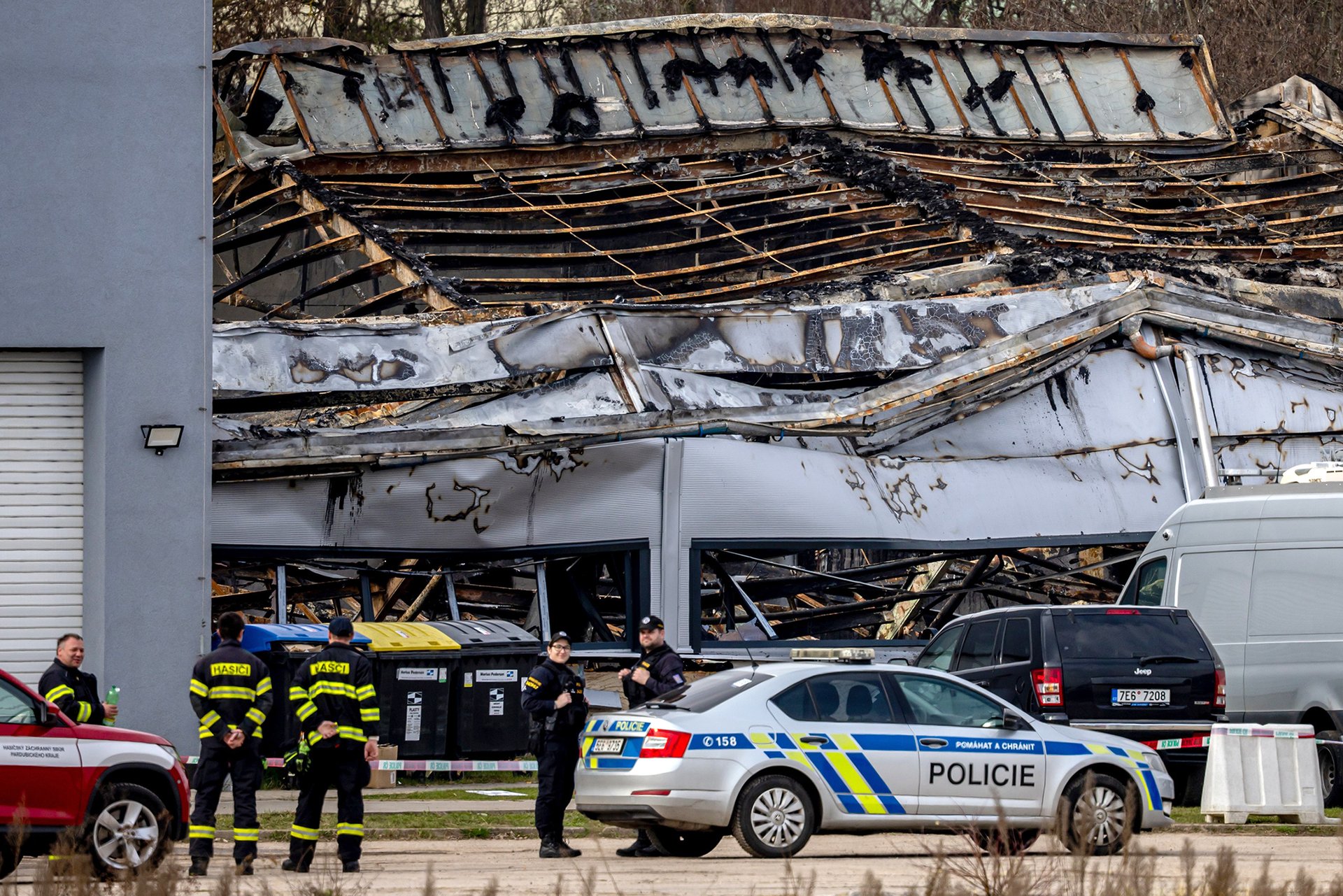 Authorities investigate fire at arms company warehouse in Czech Republic
Autor: MARTIN DIVISEK / EPA / Profimedia