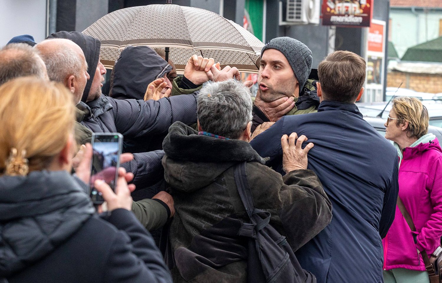 Dramatické volby pro necelá 4 % Srbů