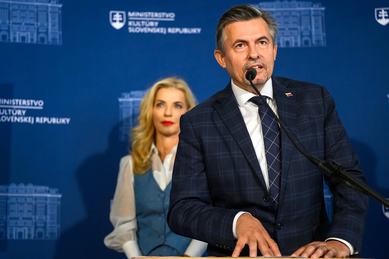 Náměstek Machala s ministryní Šimkovičovou 