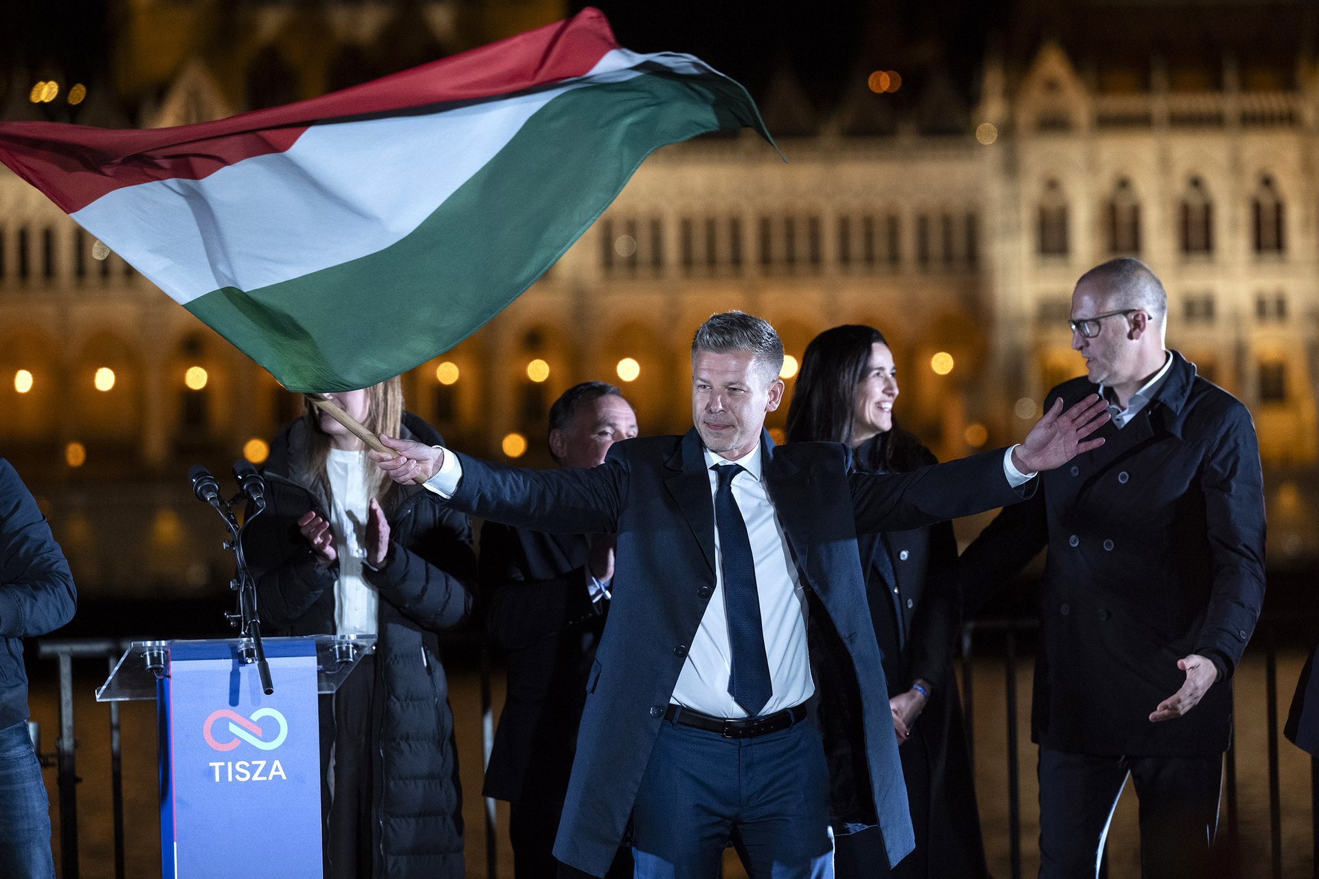 Opozice má ústavní většinu. Maďarsko i Evropa můžou čekat velké změny